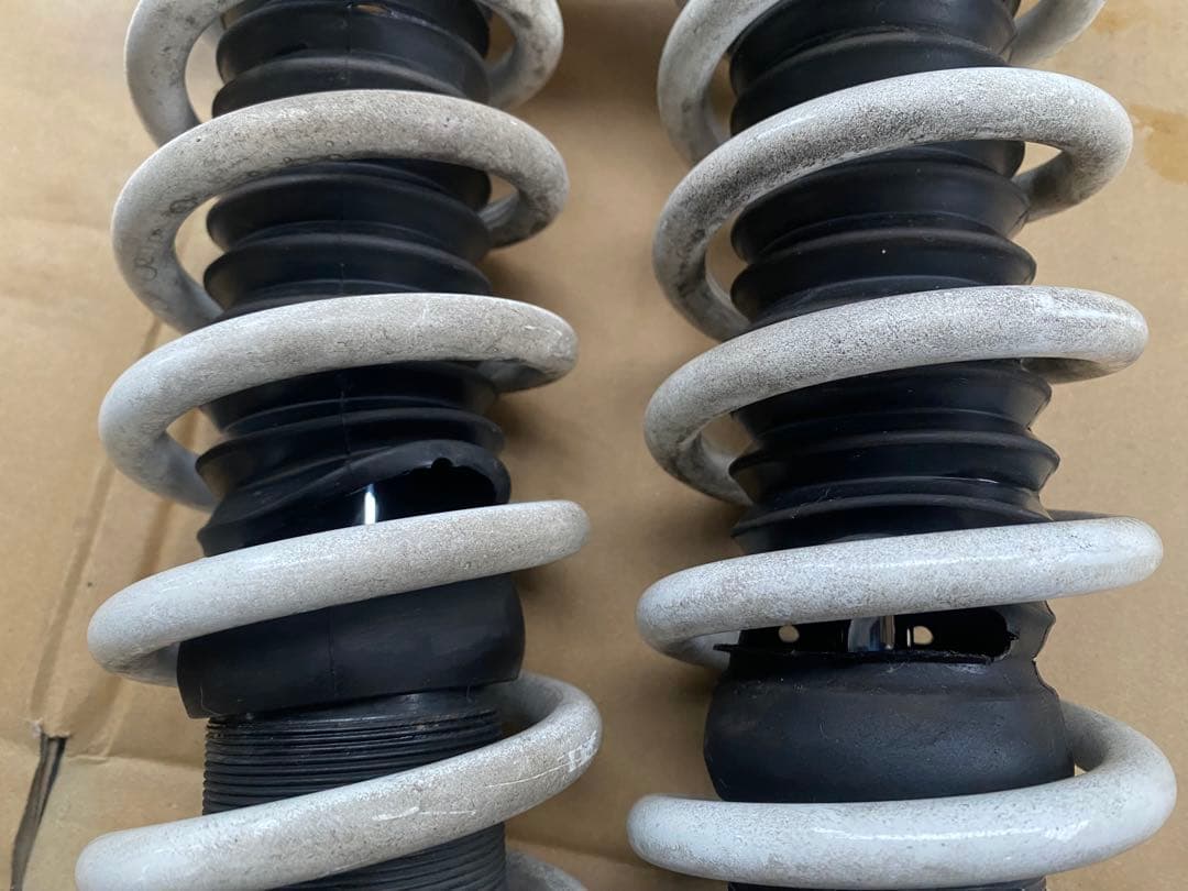 HKSサスペンションキット　レガシィツーリングワゴンBRM