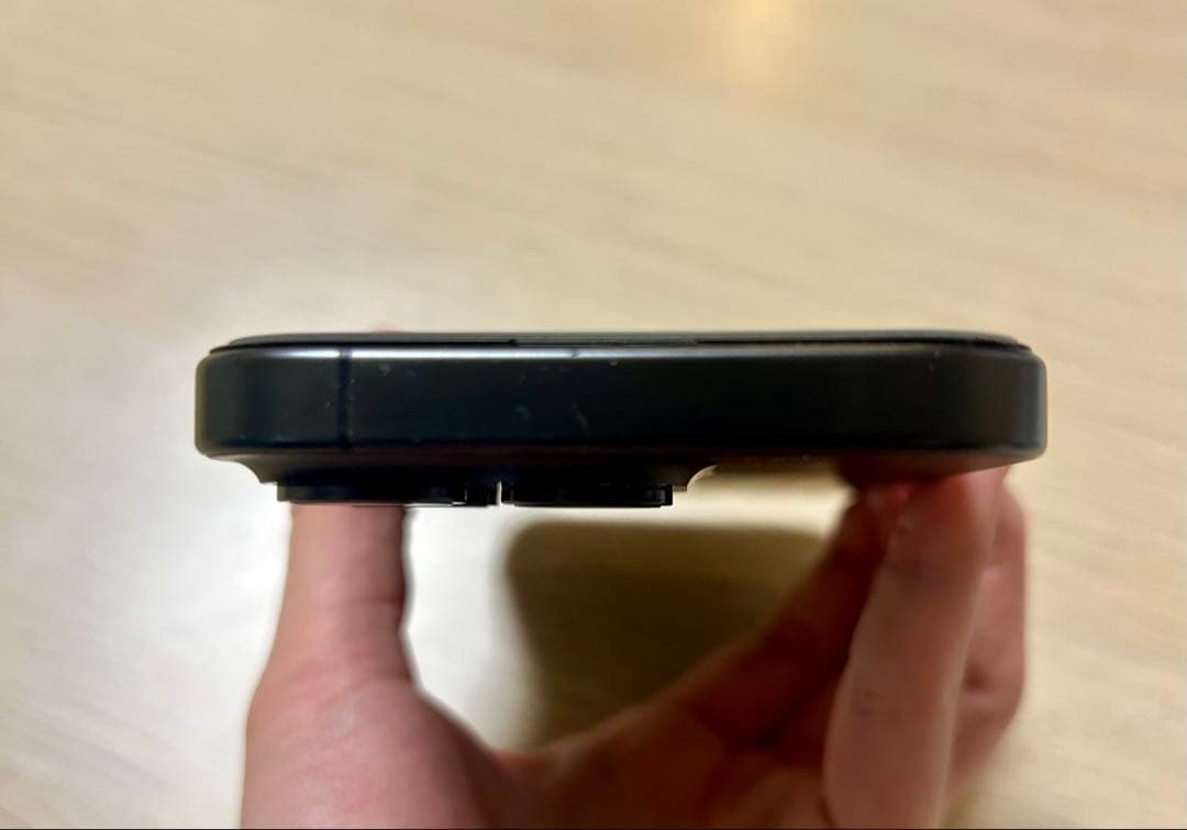 iPhone15Pro 128GB 画面交換歴あり ジャンクだが使用可能