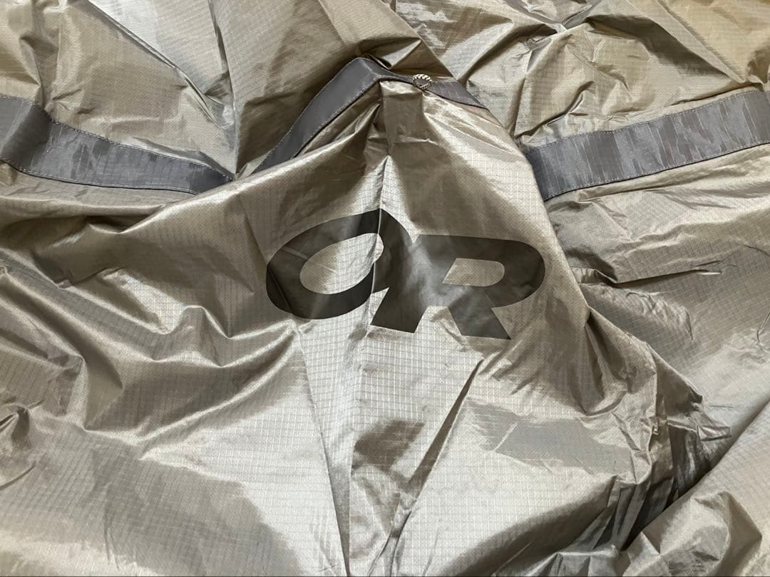 アウトドアリサーチ　ヘリウムビビィ