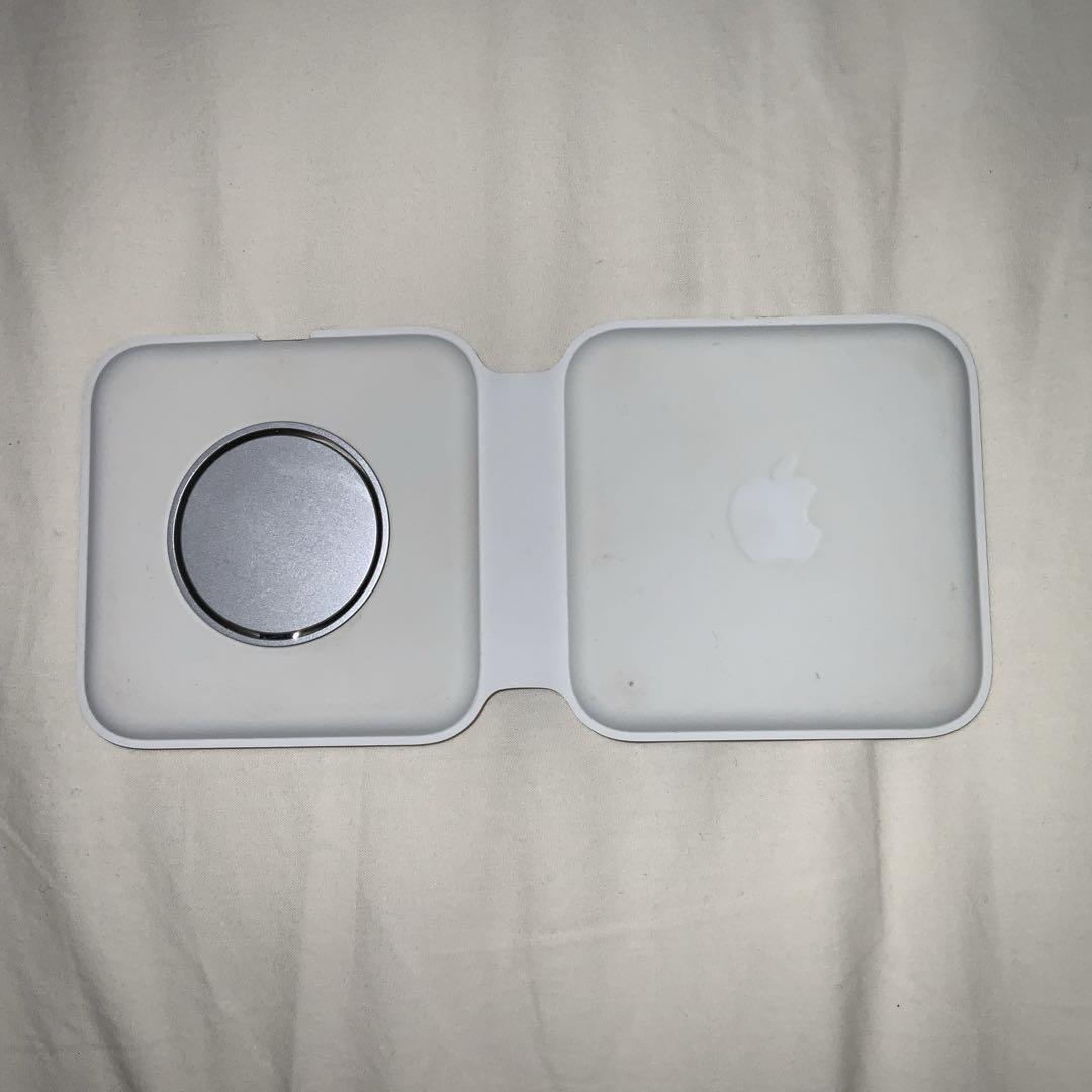 MagSafeデュアル充電パッド　アップルウォッチ充電器