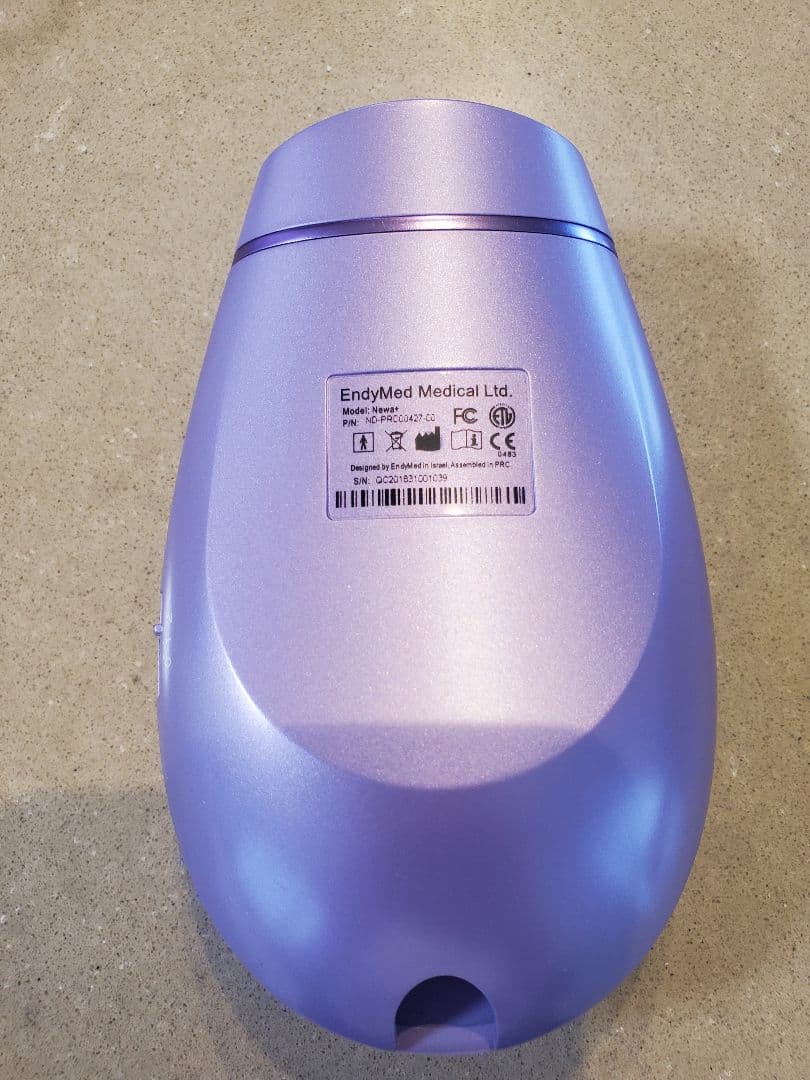 NEWAリフト　プラス　 美顔器