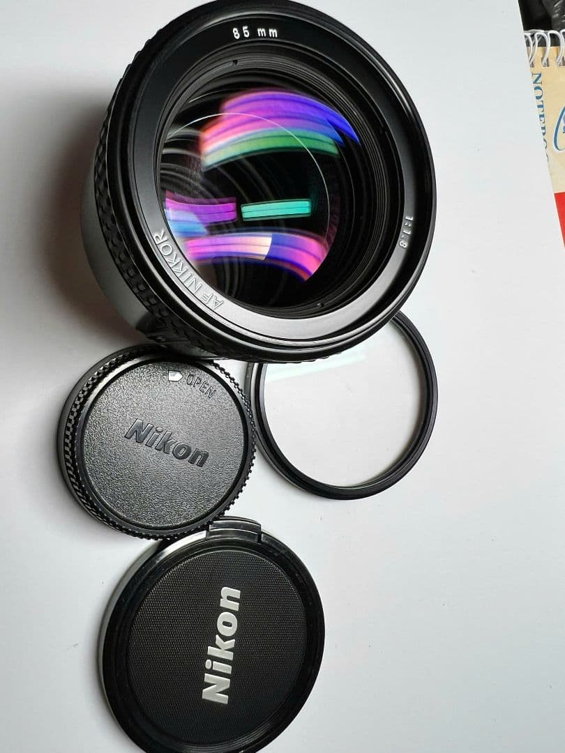 Nikon ニコン AF NIKKOR 85mm F1.8