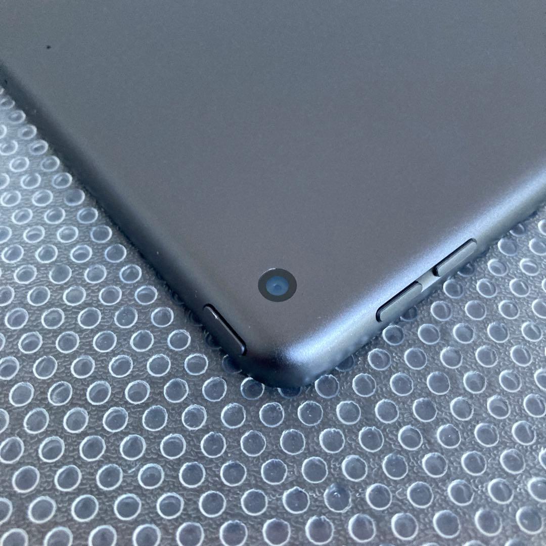 3244【早い者勝ち】iPad7 第7世代 32GB WIFIモデル☆