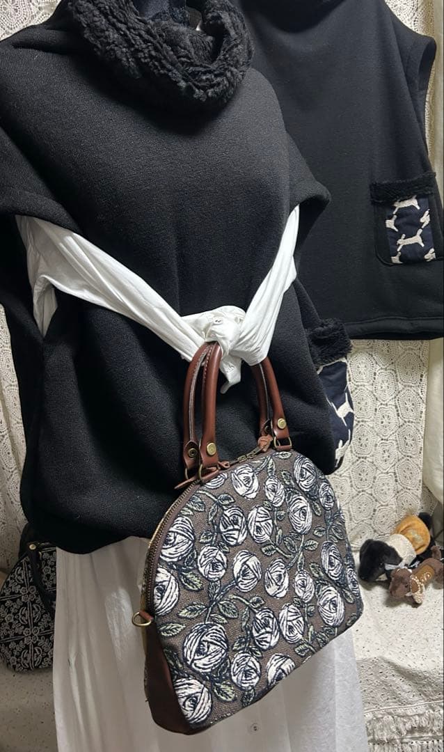 専用51220ＢミナペルホネンハンドメイドブガッティML