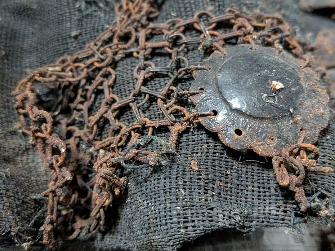 時代本歌武具合戦残骸シリーズ鉄地片袖籠手脛当凄まじい迫力当時物コレクション