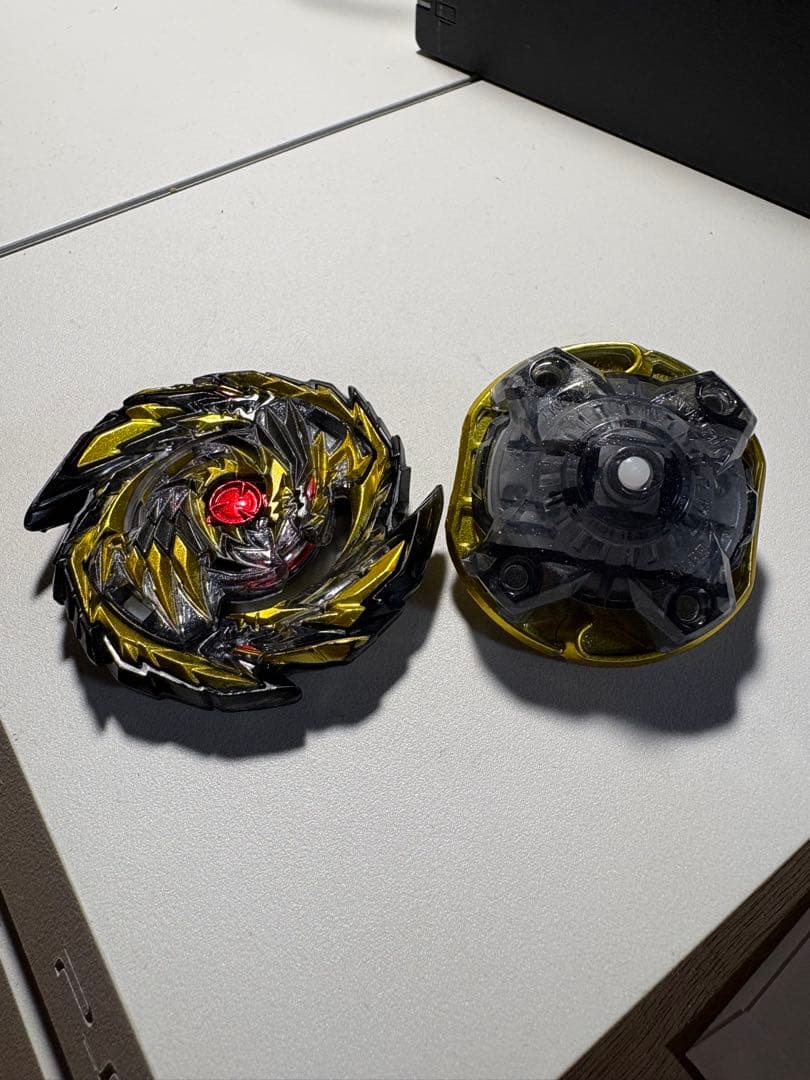 ベイブレードバースト 特別景品 マスターディアボロス.Gn 黒龍ver