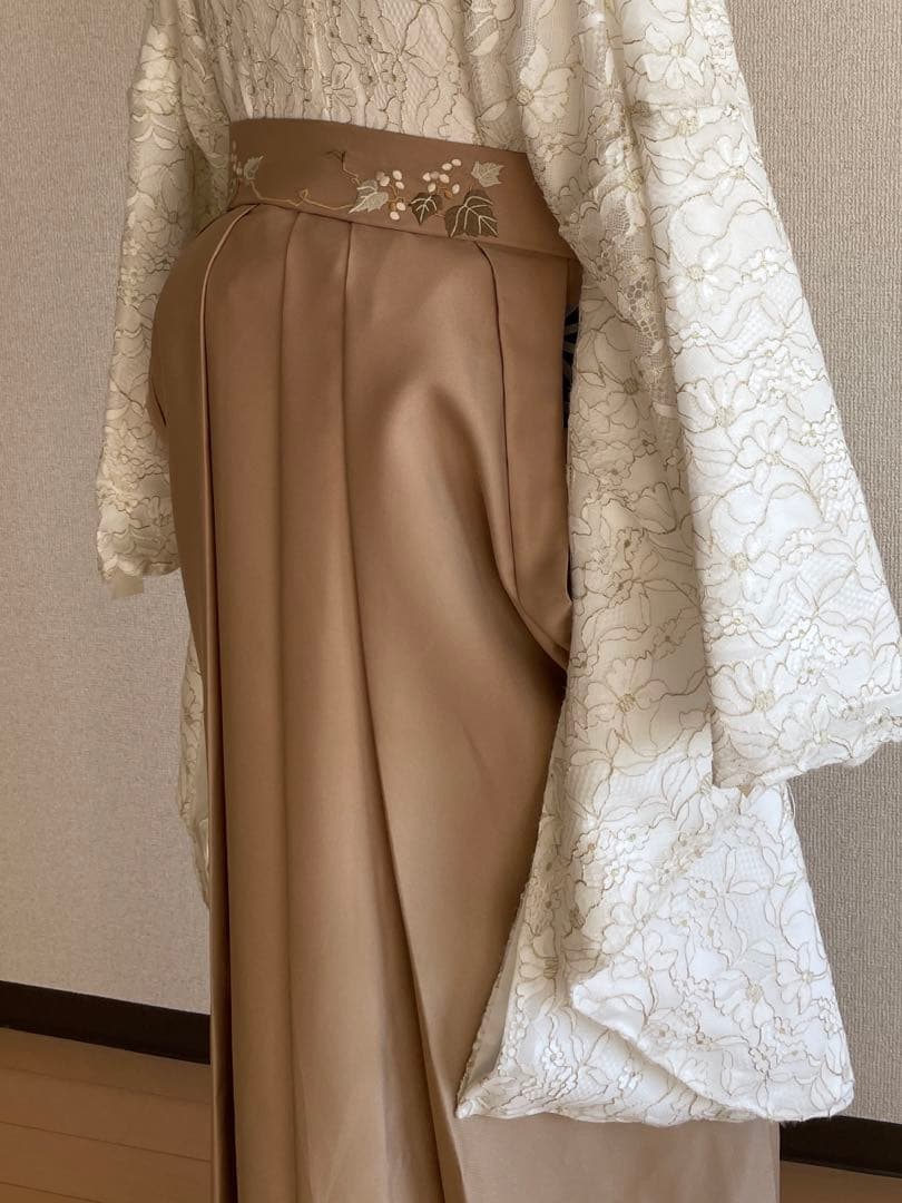 GWセール袴 単品 「ミルクティー　葡萄」 袴 刺繍入り 女性用袴単品