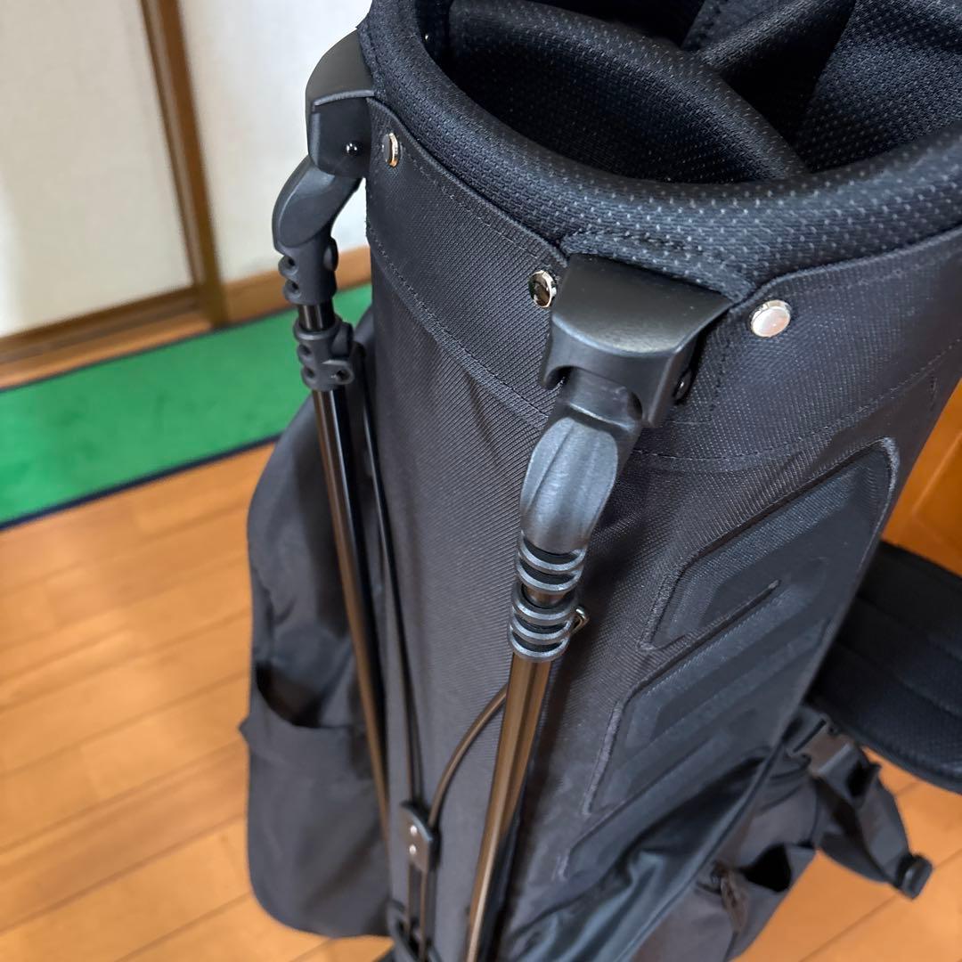 未使用に近　Titleist スタンドバッグ プレーヤーズ4 ブラック