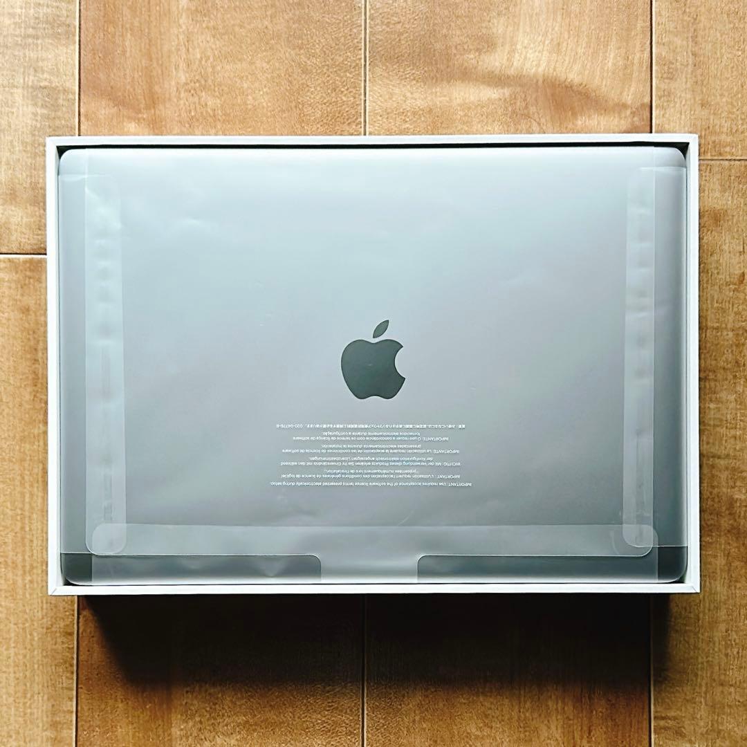 MacBook Air 2020 M1チップ 13インチ A2337