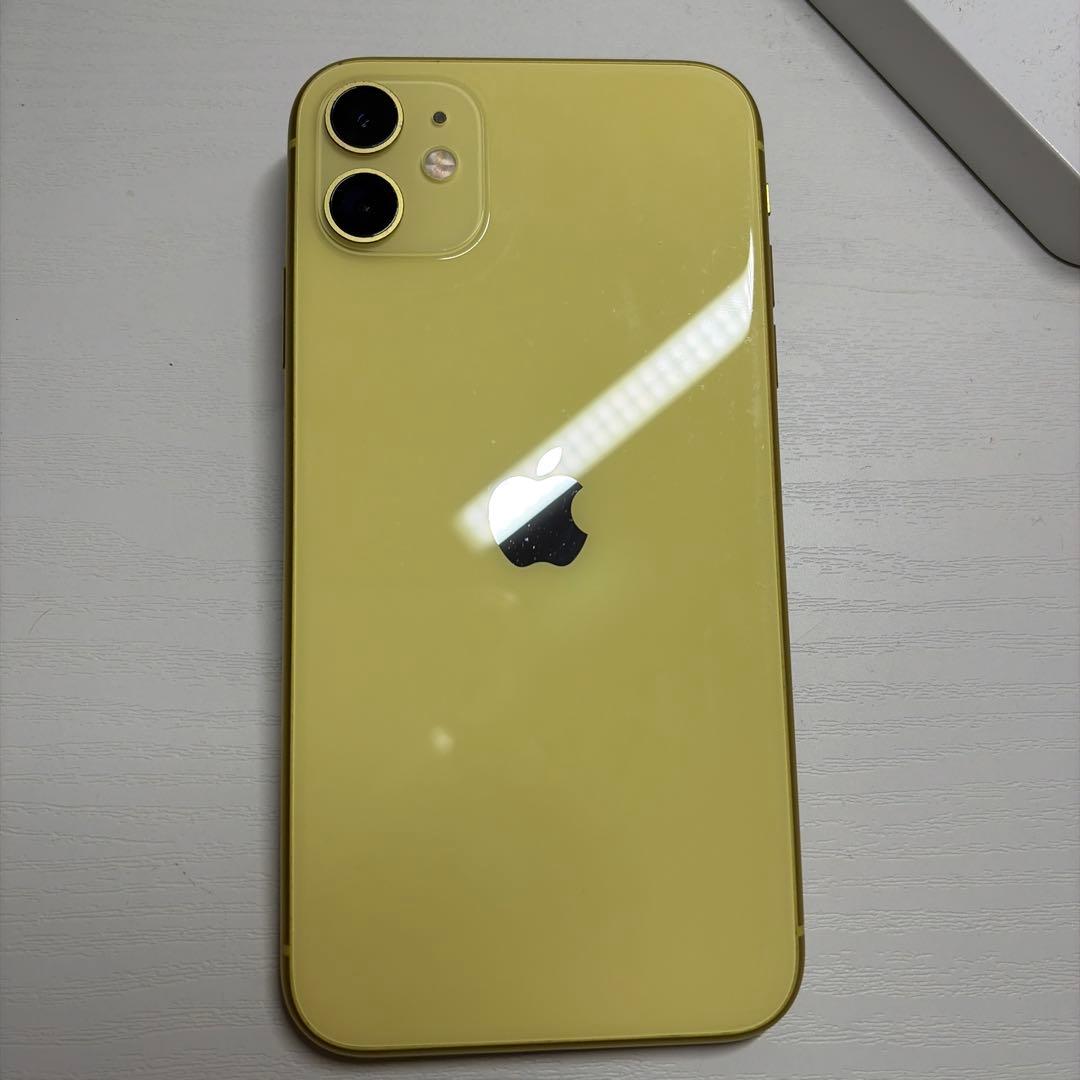 iPhone 11 128GB イエロー　（iFaceケース付き）
