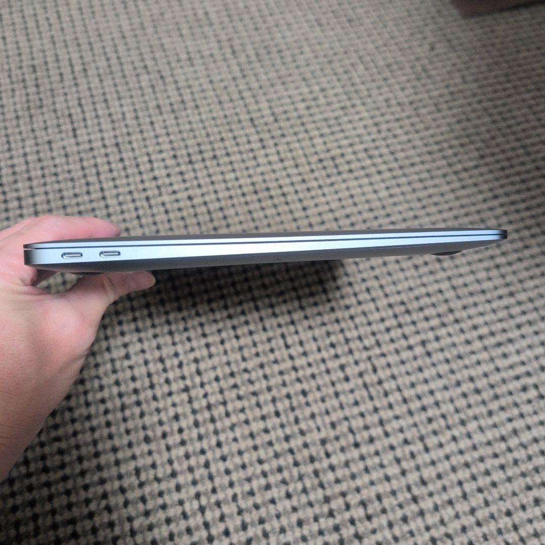 macbook Air 13インチ 2020 i5 8GB 256GB