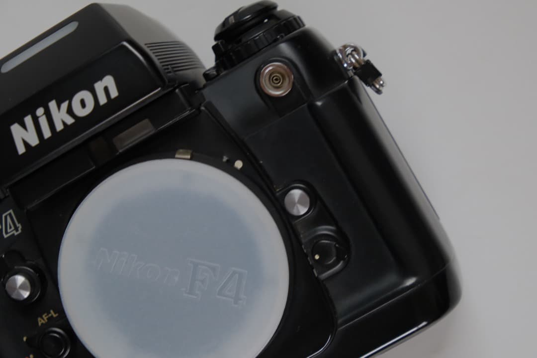 美品 Nikon F4 動作確認済み フィルム一眼レフカメラ