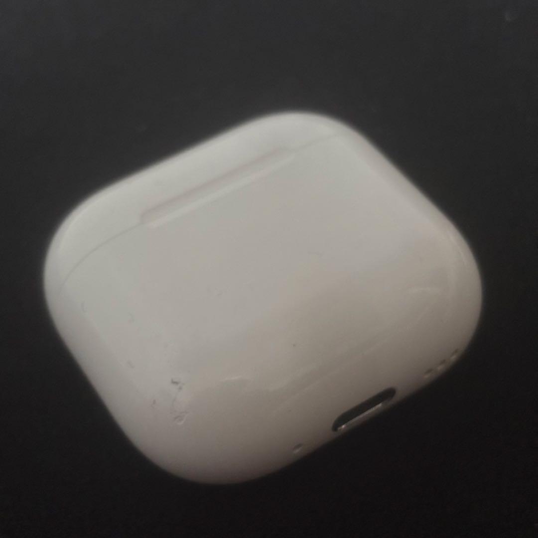 AirPods4 本体 ホワイト ノイズキャンセリング