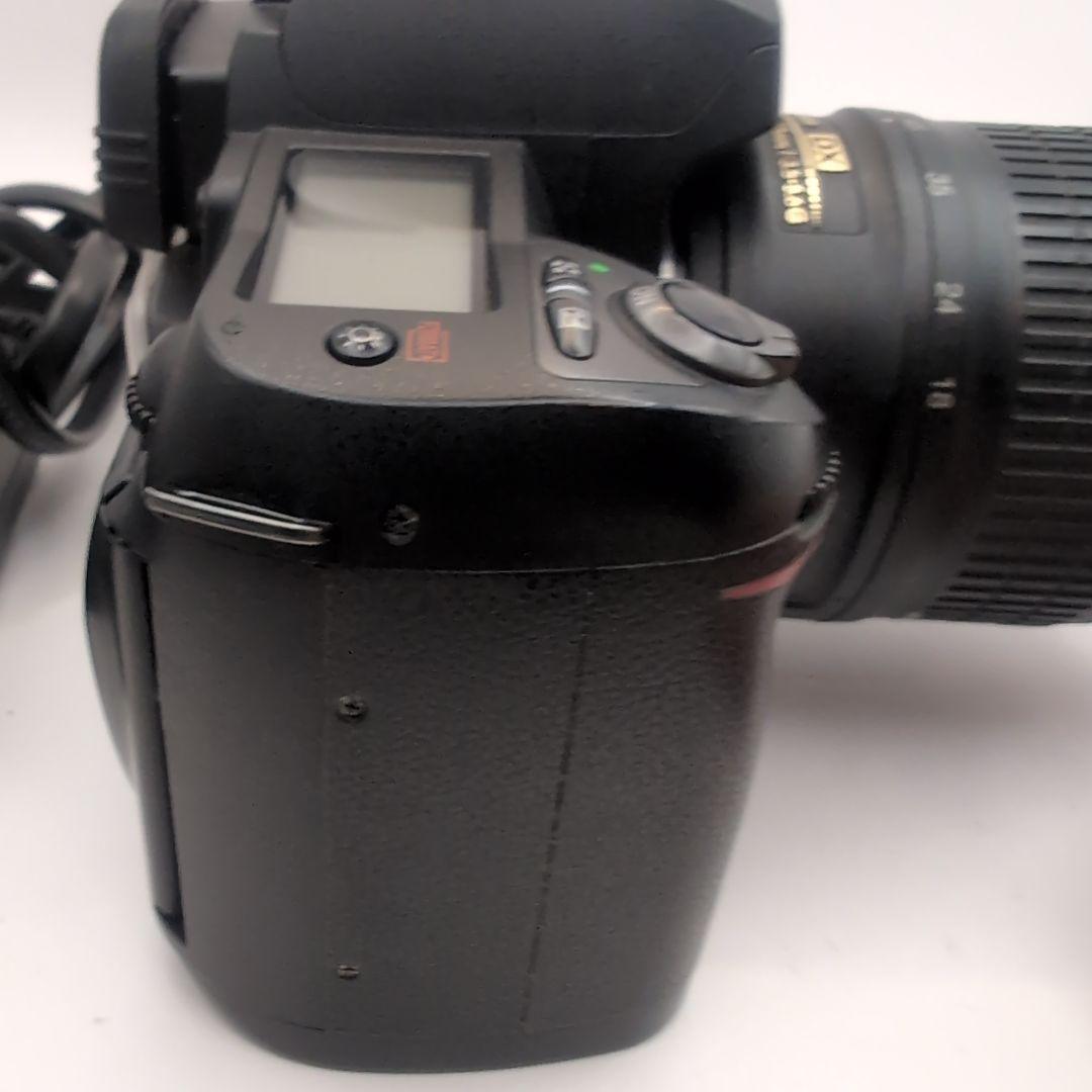 Nikon D70s ボディ レンズ AF-s 18-55mmf3.5-5.6