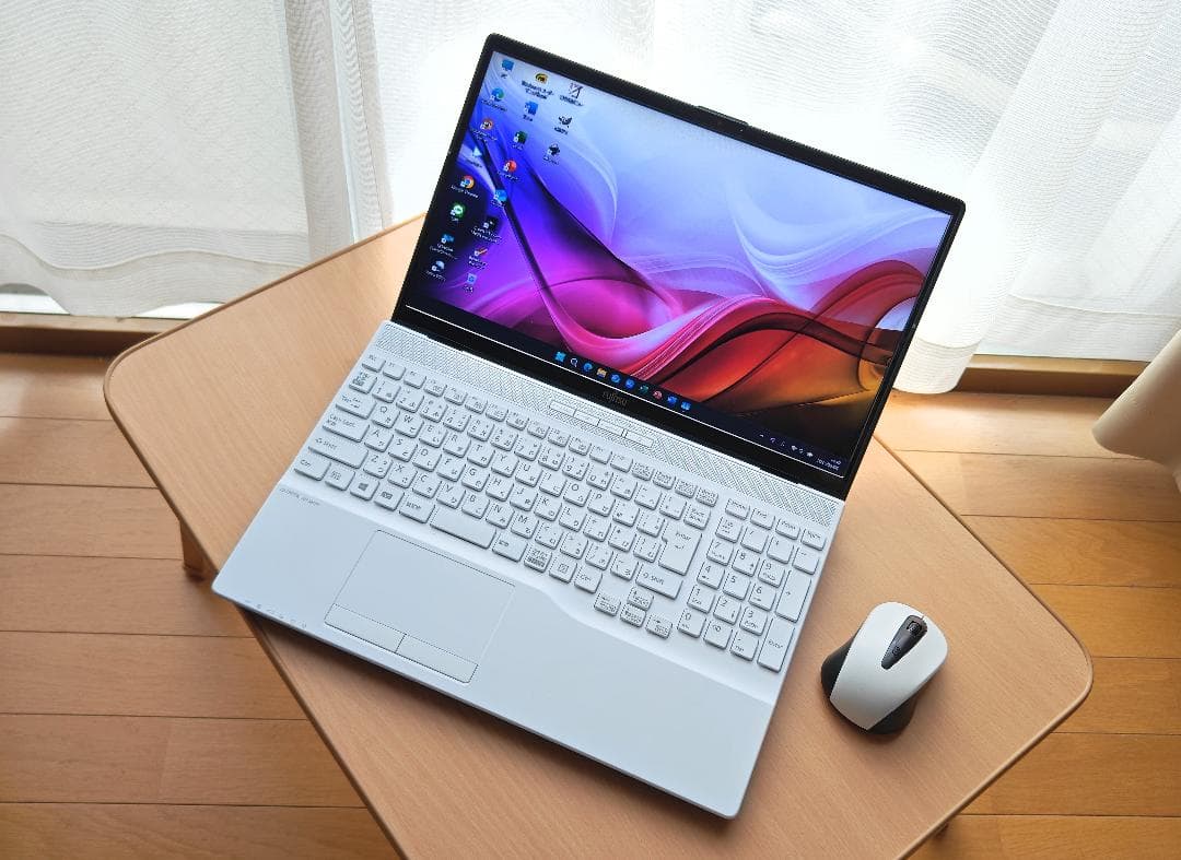 Fujitsu Lifebookノートパソコン