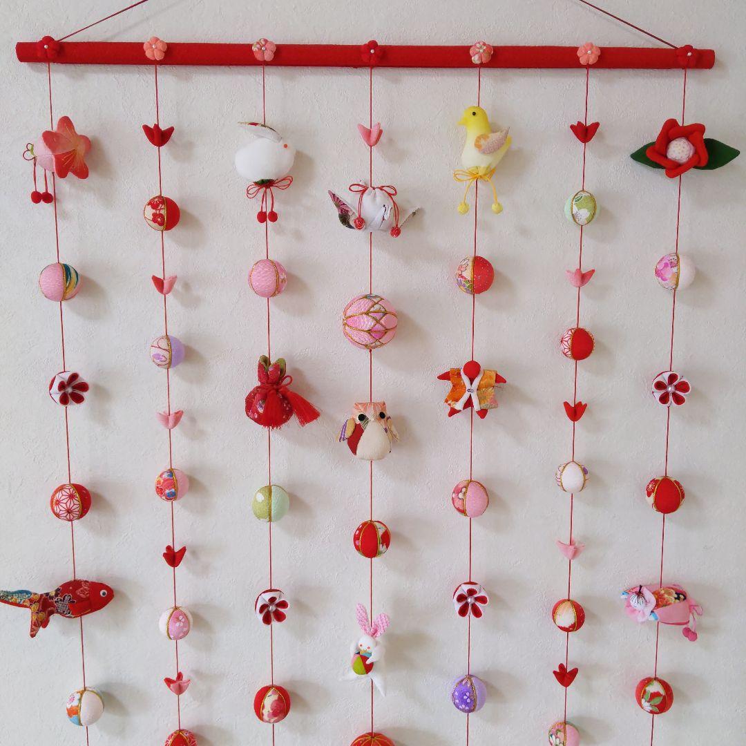 ちりめん細工　おひな様壁掛け下げ飾り(大) 端午の節句壁掛け下げ飾り(大)2点