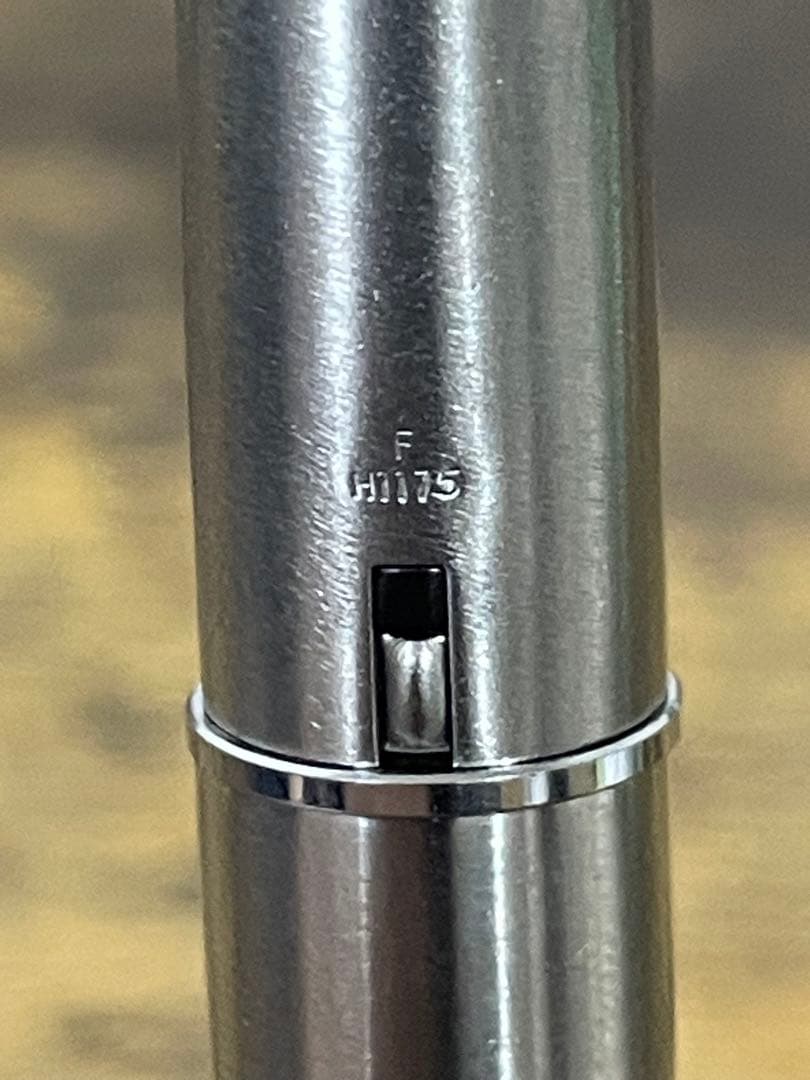 試筆のみ　1975年製　ペン先軸一体型　字幅F　ミュー　万年筆　H1175