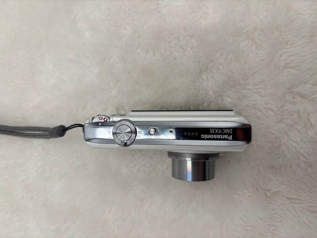 美品　Panasonic LUMIX DMC-FX35　人気　ホワイト
