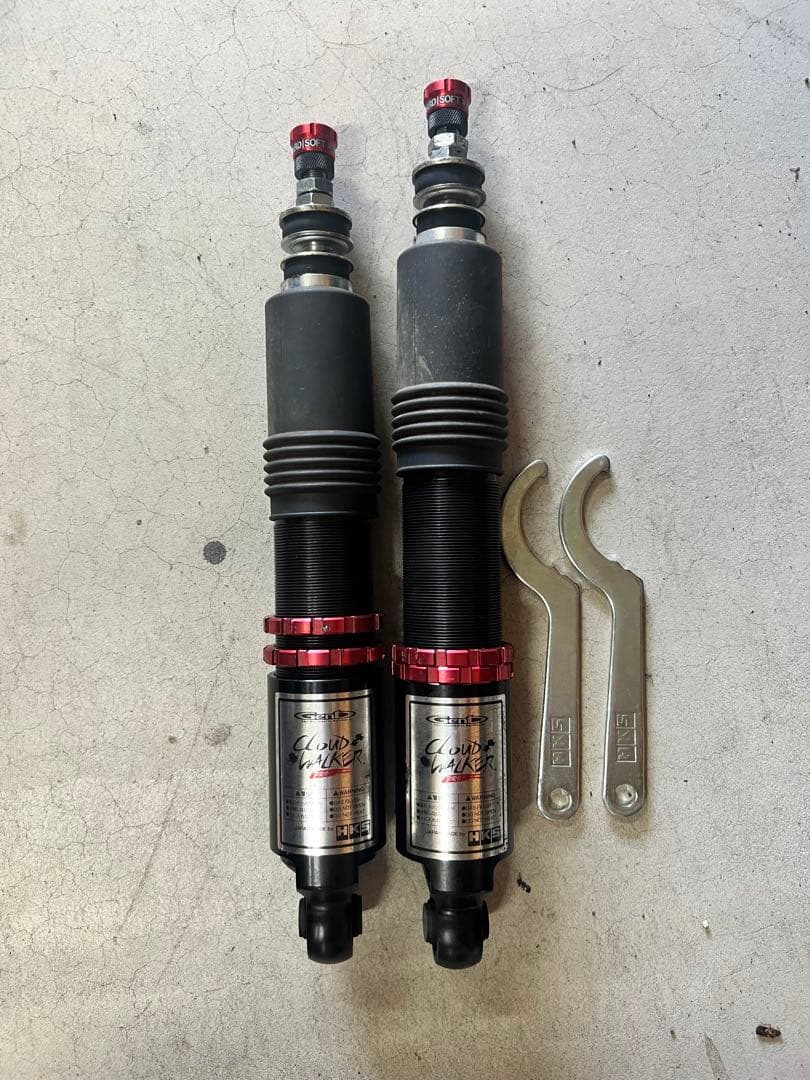 ハイエース　フロントショックアブソーバー　Genb 玄武 HKS