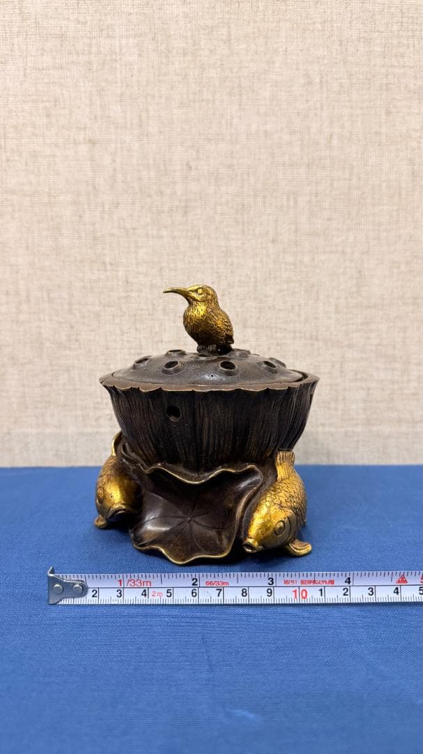 双魚蓮葉香炉｜鳥摘み蓋｜金彩古風｜香道具・置物