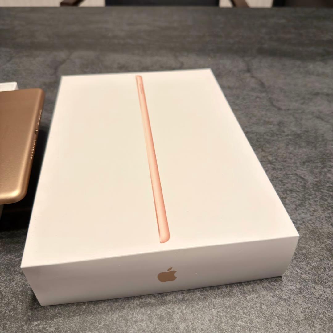 iPad8 超美品 32GB WiFiモデル ゴールド