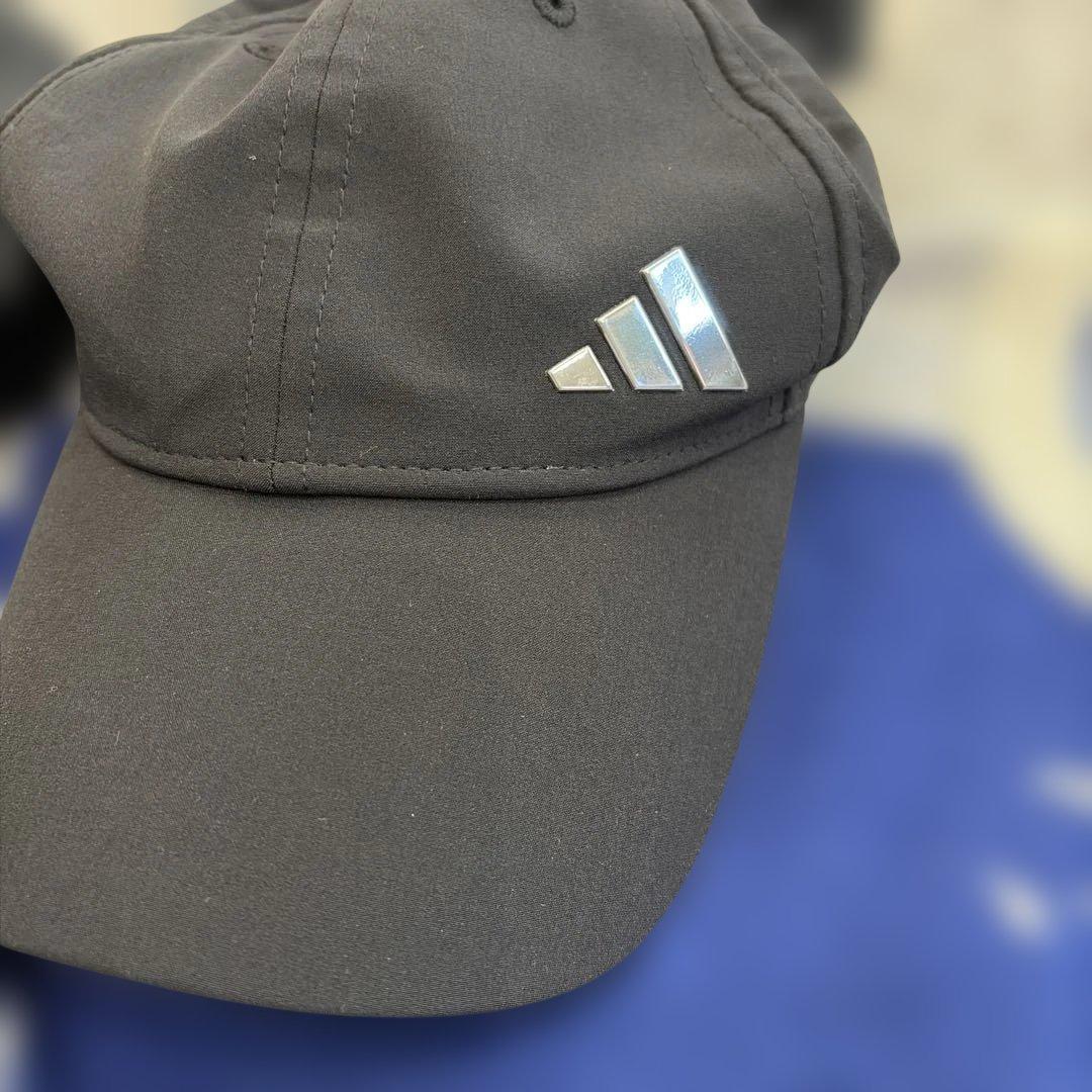 adidas アディダス　ゴルフウェア　レディース　ニット新品未使用　上下セット