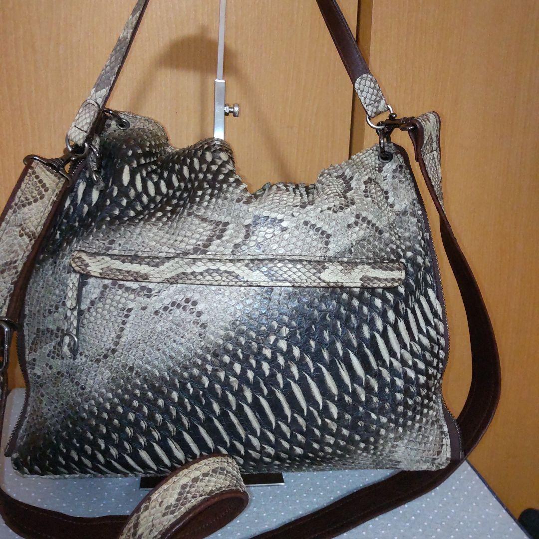 専用☆セール男女兼用☆高級皮革パイソン２wayショルダーバック試着程度の保管品