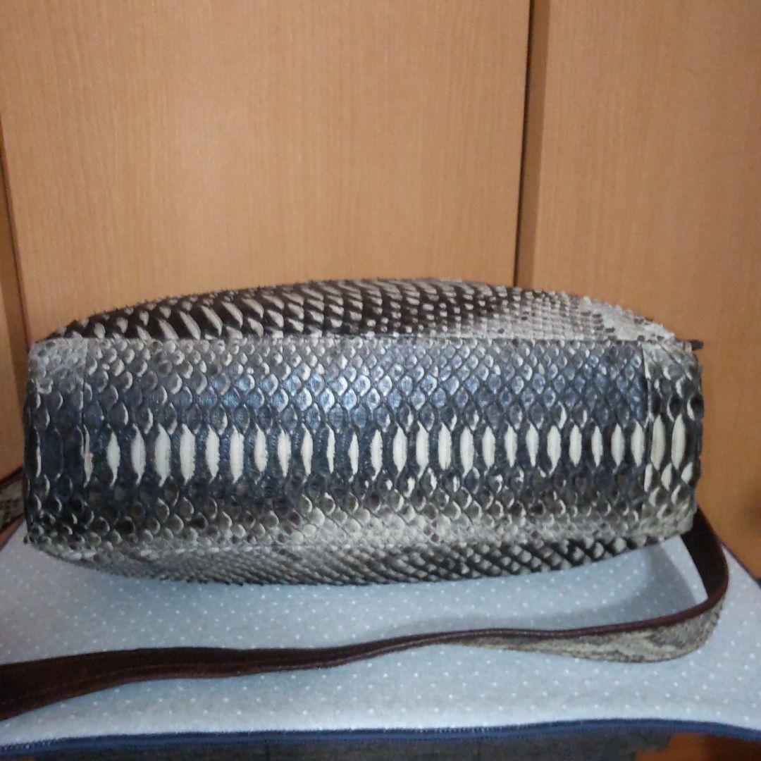 専用☆セール男女兼用☆高級皮革パイソン２wayショルダーバック試着程度の保管品