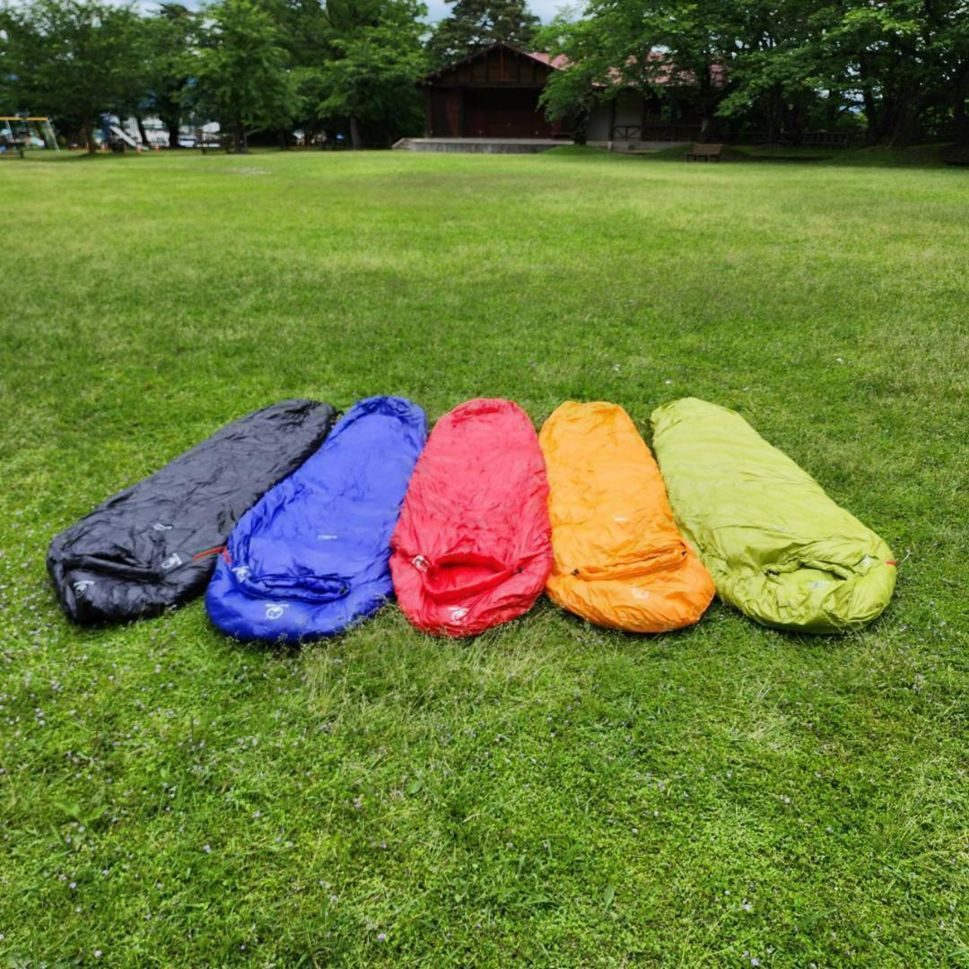 ✨後悔しない寝袋選び✨アウトドア　マミー型寝袋　ダウンシュラフ　レッド 1000