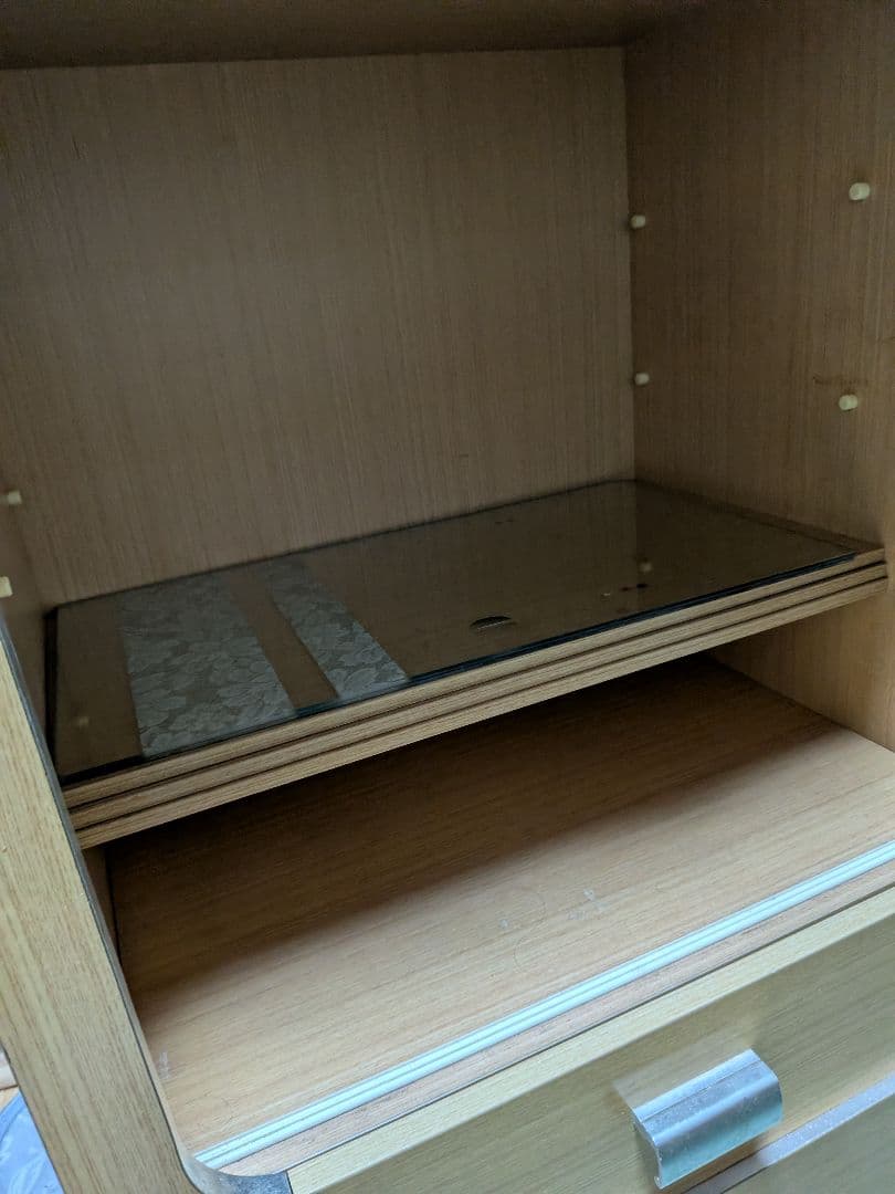 木製食器棚 ガラス棚付き