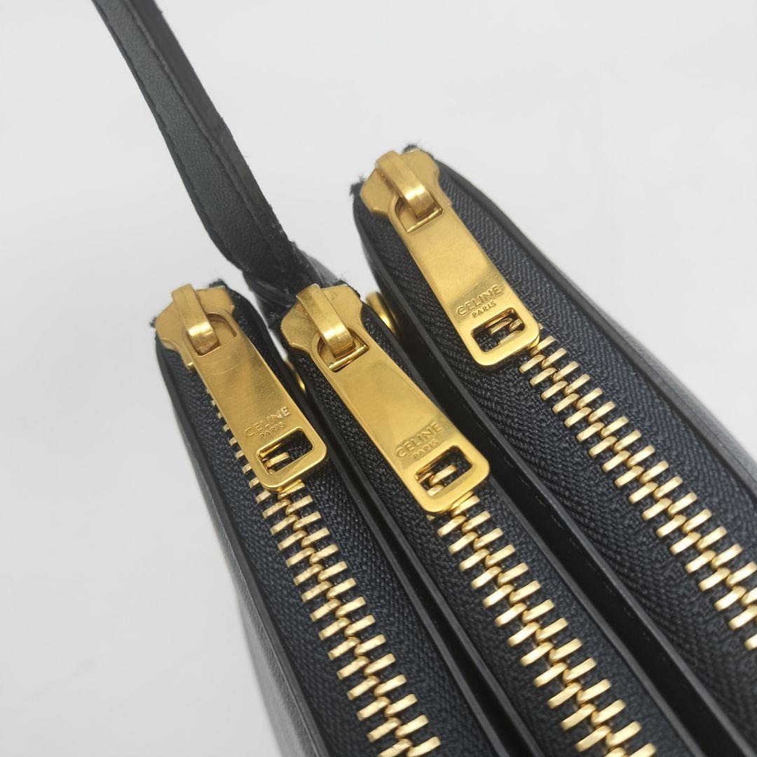 極美品✨セリーヌ　ショルダーバッグ　ネイビー　新ロゴ