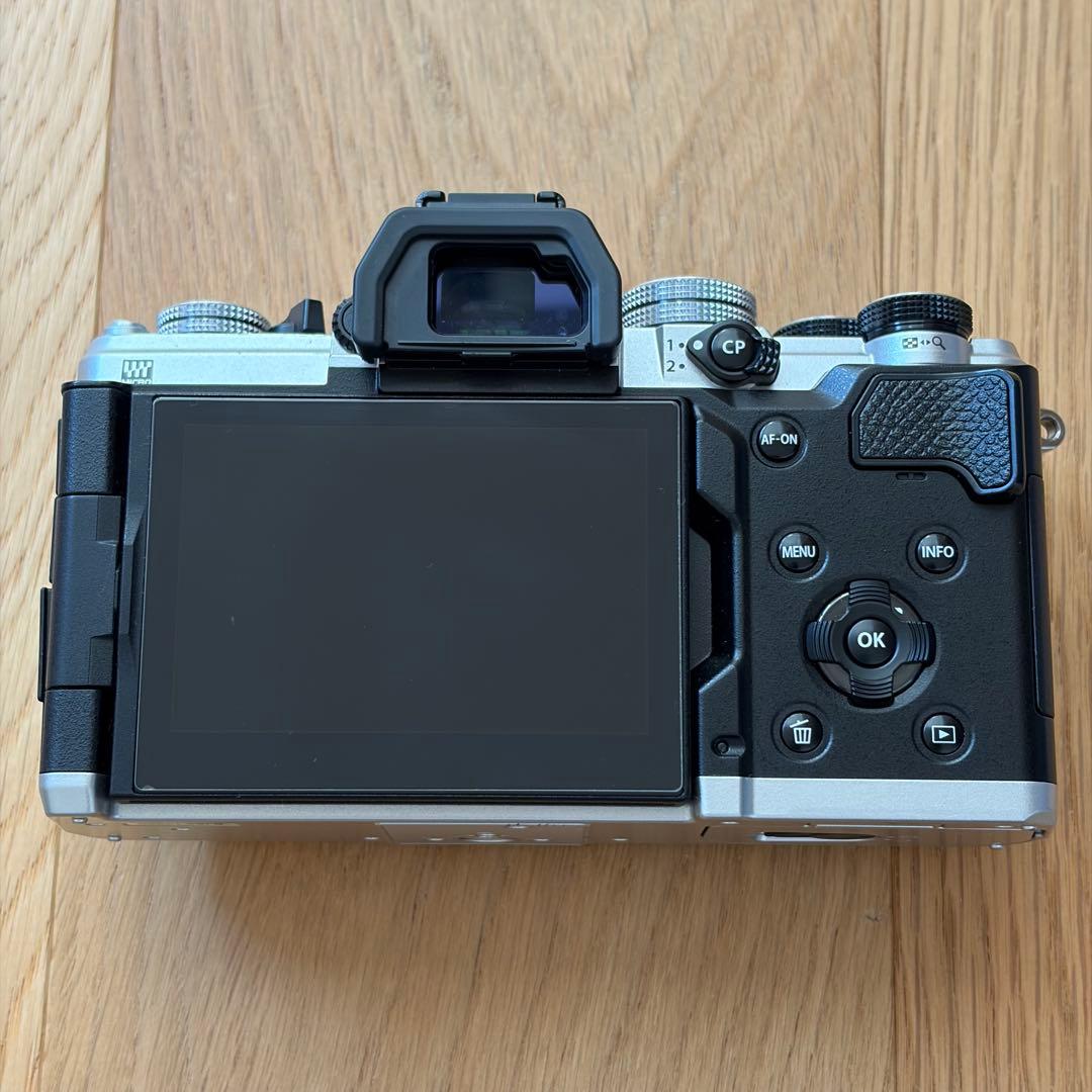 OM SYSTEM OM-3 ボディ