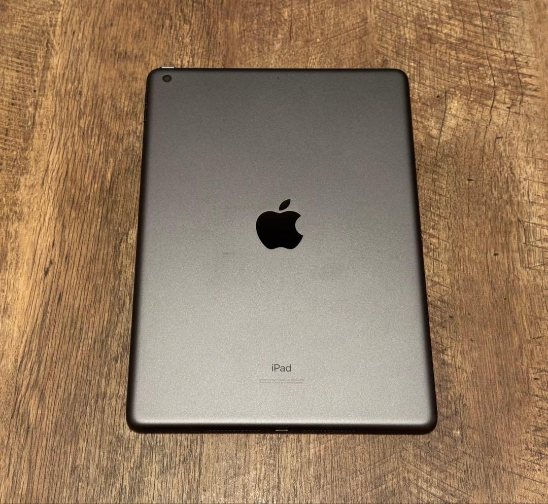 極美品 90% iPad 第8世代32GB スペースグレー 本体 充電器付き