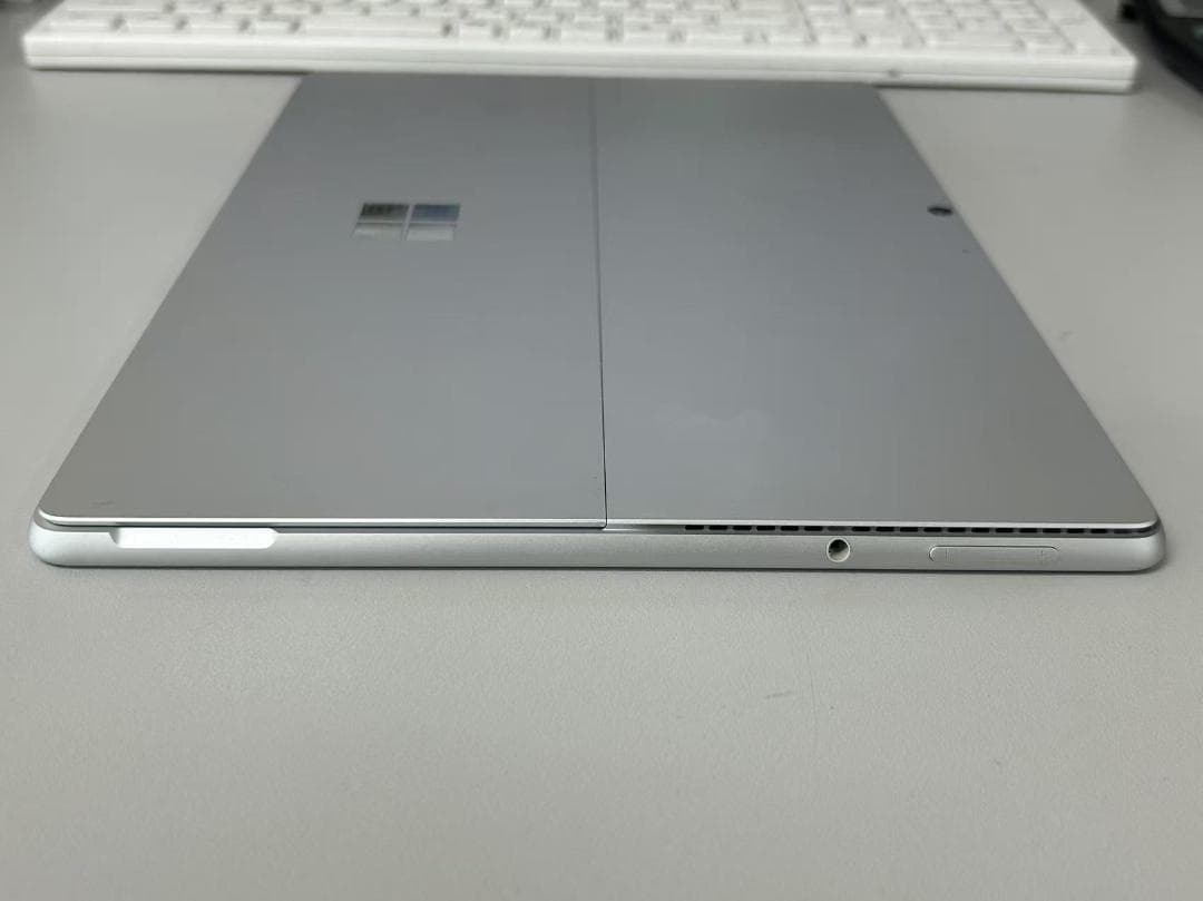 美品SurfacePro8 Core i5-1145G7 SSD 512GB