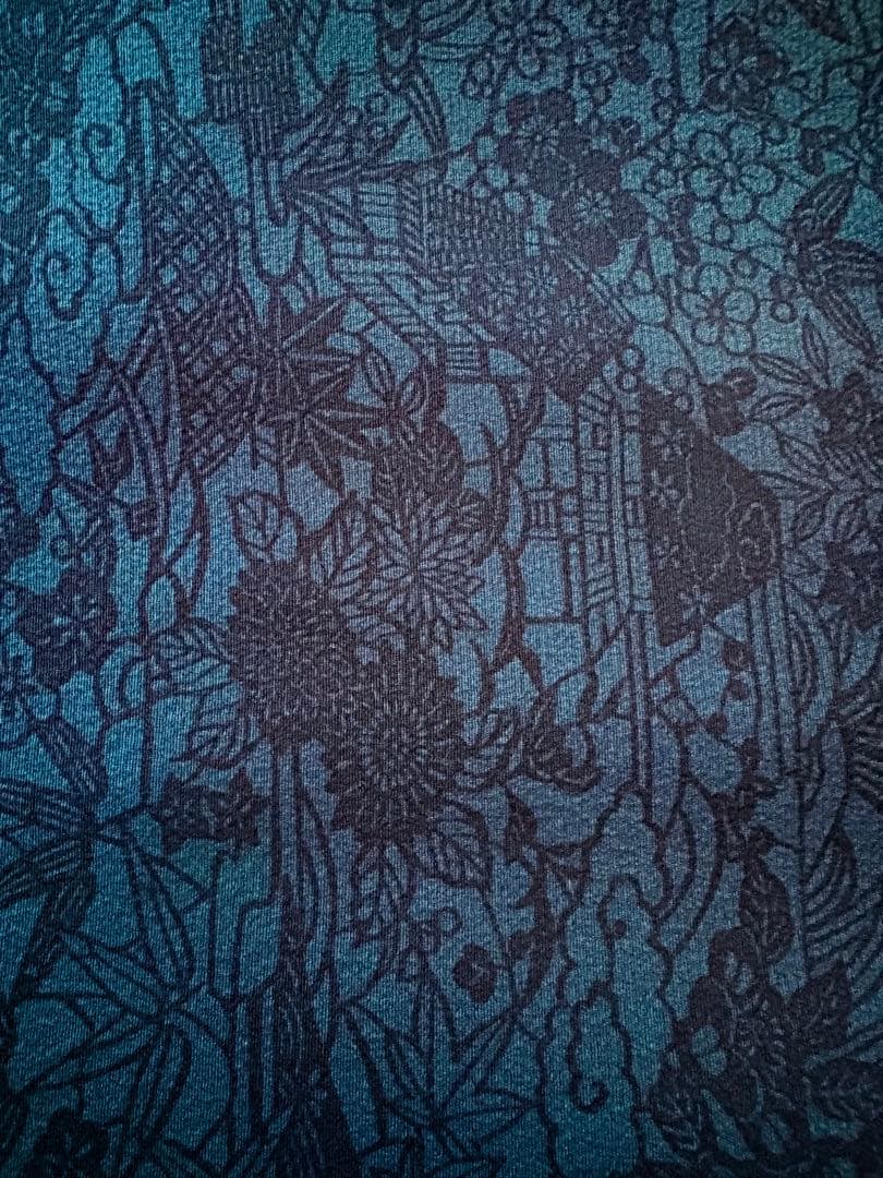 (週末値引き)藍染 濃紺 花柄 小紋 着物新品未使用