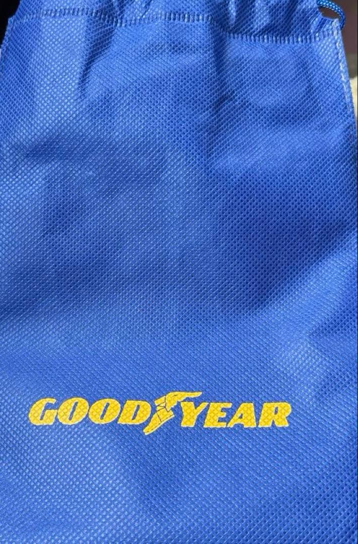 ⭐︎新品‼️⭐︎ハリヤー　19インチ　スタッドレスタイヤ　ホイールセット　グッドイヤー