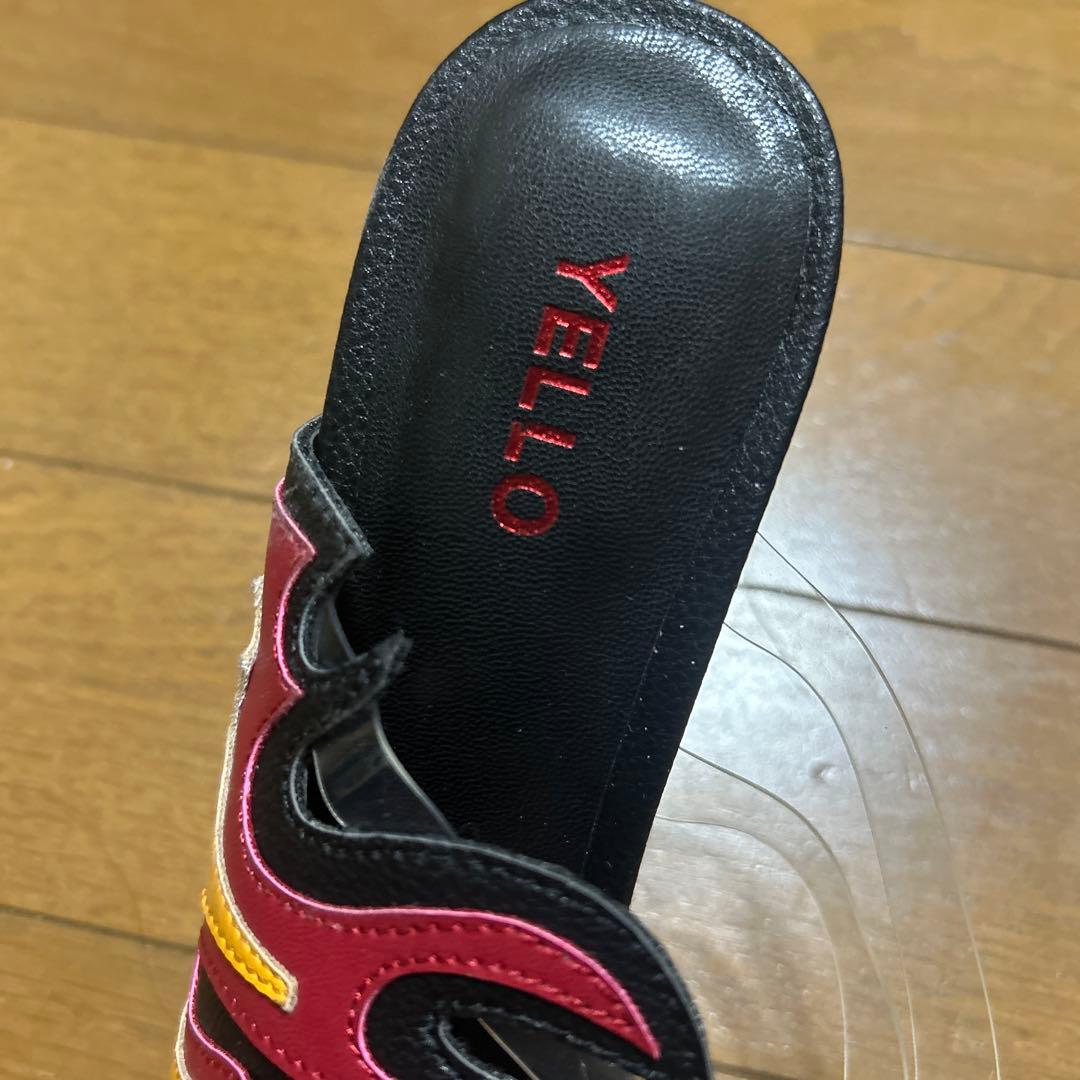 YELLO フレームデザイン ミュール 赤・黒・黄新品未使用