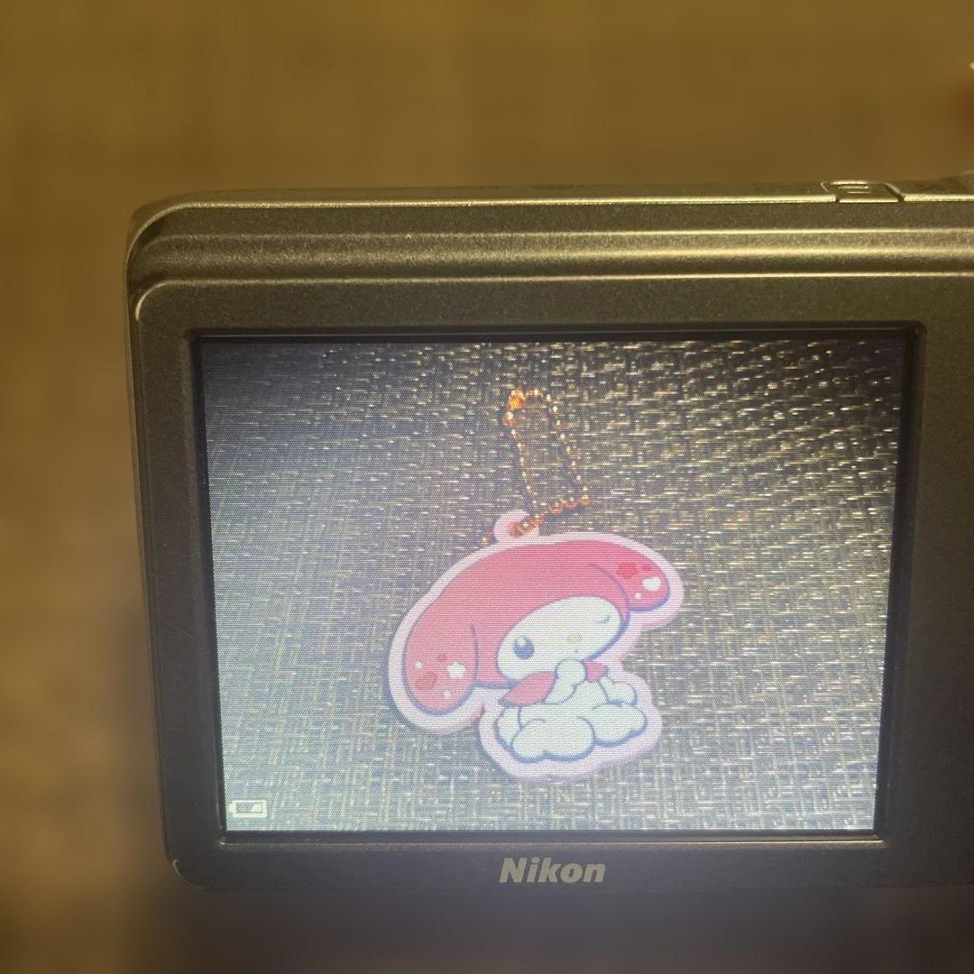 Nikon デジカメ　クールピクス　S3700 シルバー　中古簡易動作