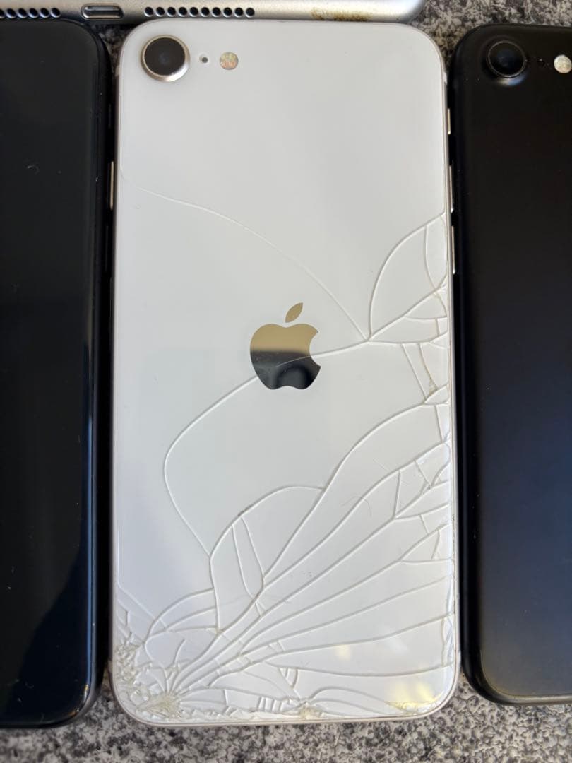 iPad 2台 iPhone 6台 ジャンク まとめ売り 合計8台