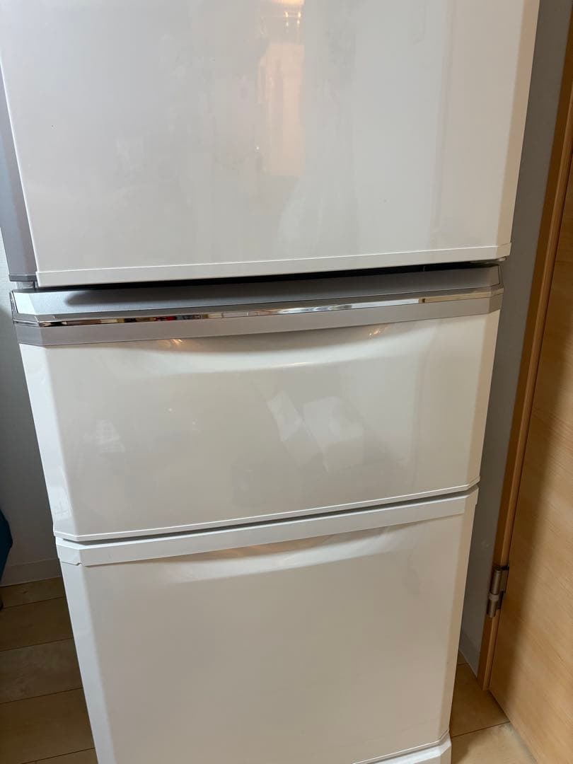 冷蔵庫 ホワイト　三菱MR-C34E-W 335L 2019年製