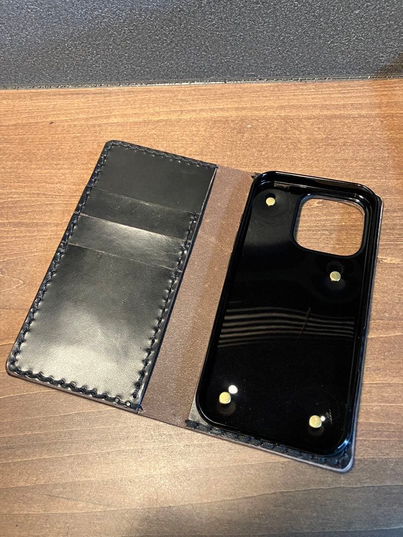 iPhoneアクセサリー sshuhh