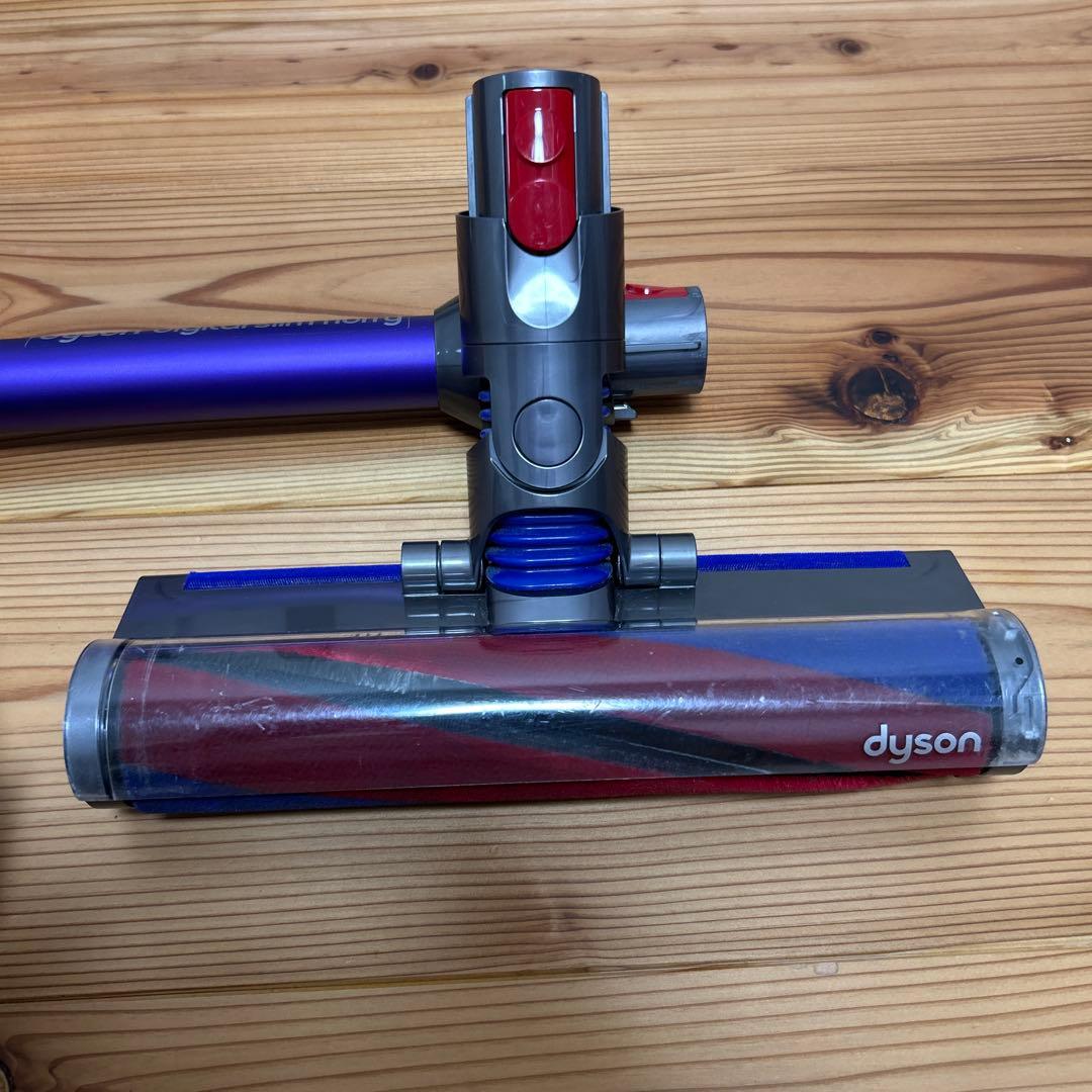 dyson digital slim fluffy 掃除機　sv18