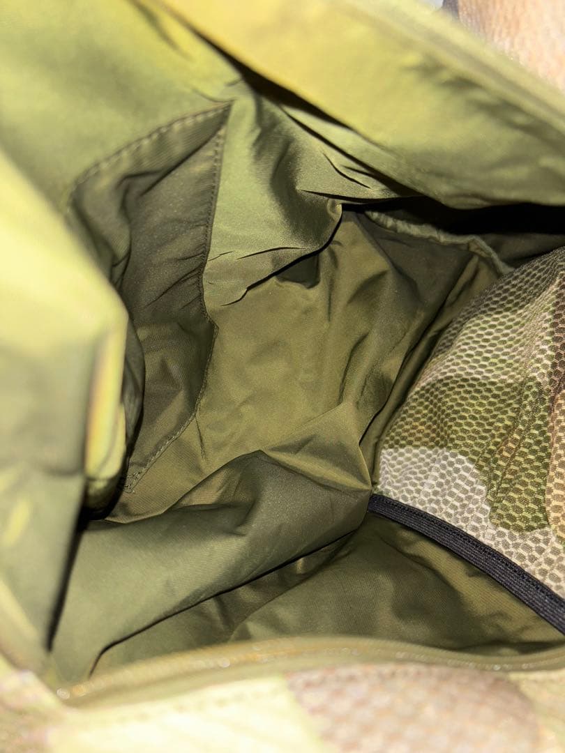 美伢FUZZYKON グランジ カモフラージュ柄 ショルダーバッグ