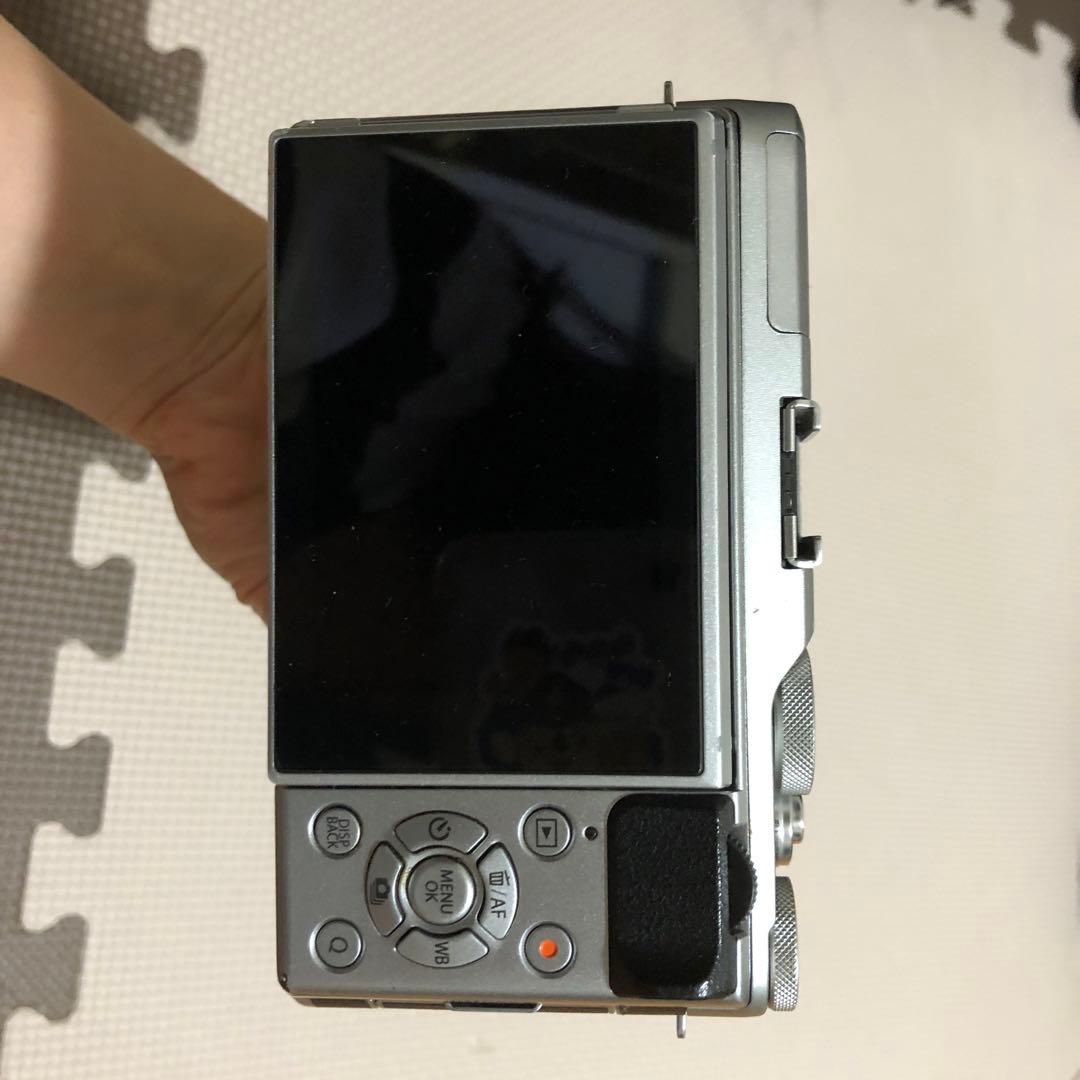 Fujifilm X-A5 ミラーレス一眼 シルバー