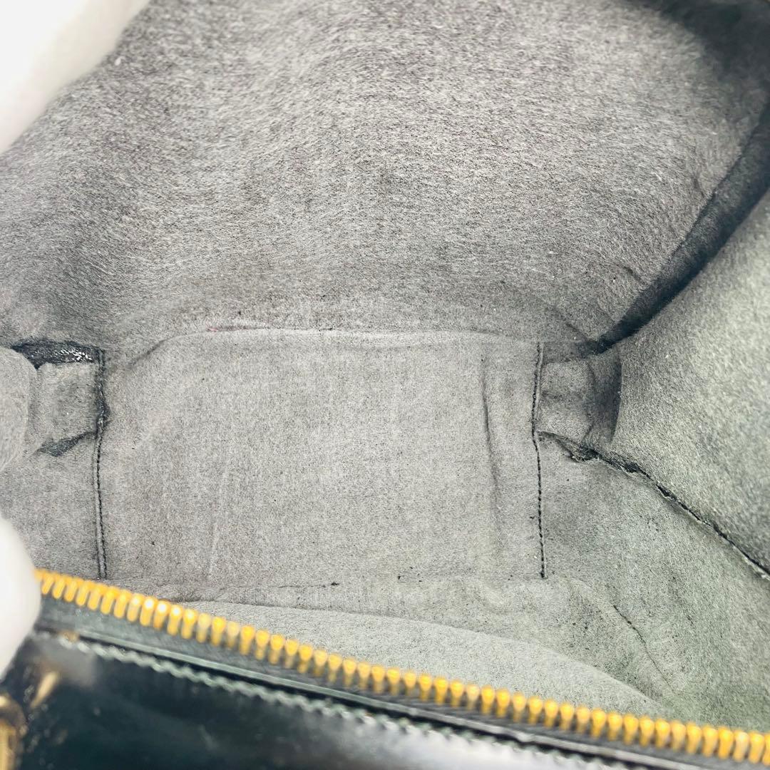 美品　グッチ2wayショルダーバニティバッグ　バンブーエナメルパテントレザー黒