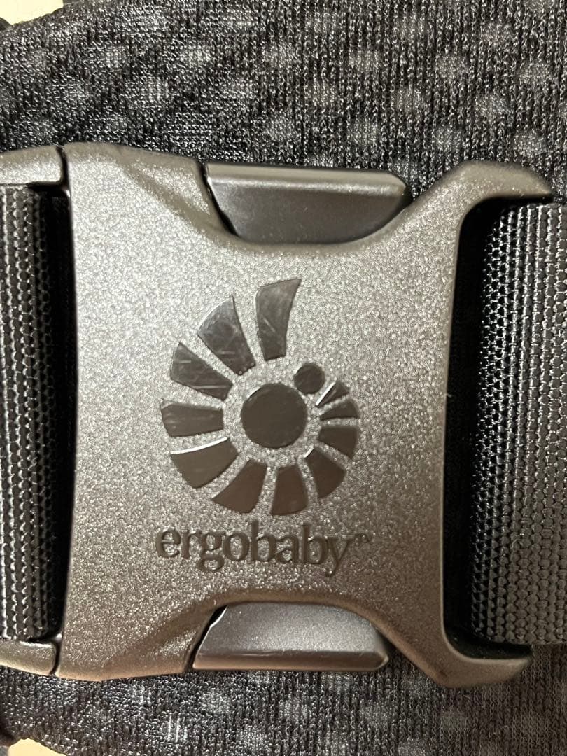 ergobaby オムニブリーズ 抱っこひもオニキスブラック
