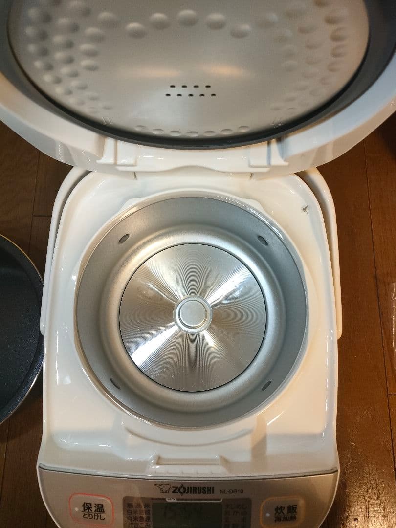 2024年製 象印 NL-DB10-WA 5.5合 炊飯器