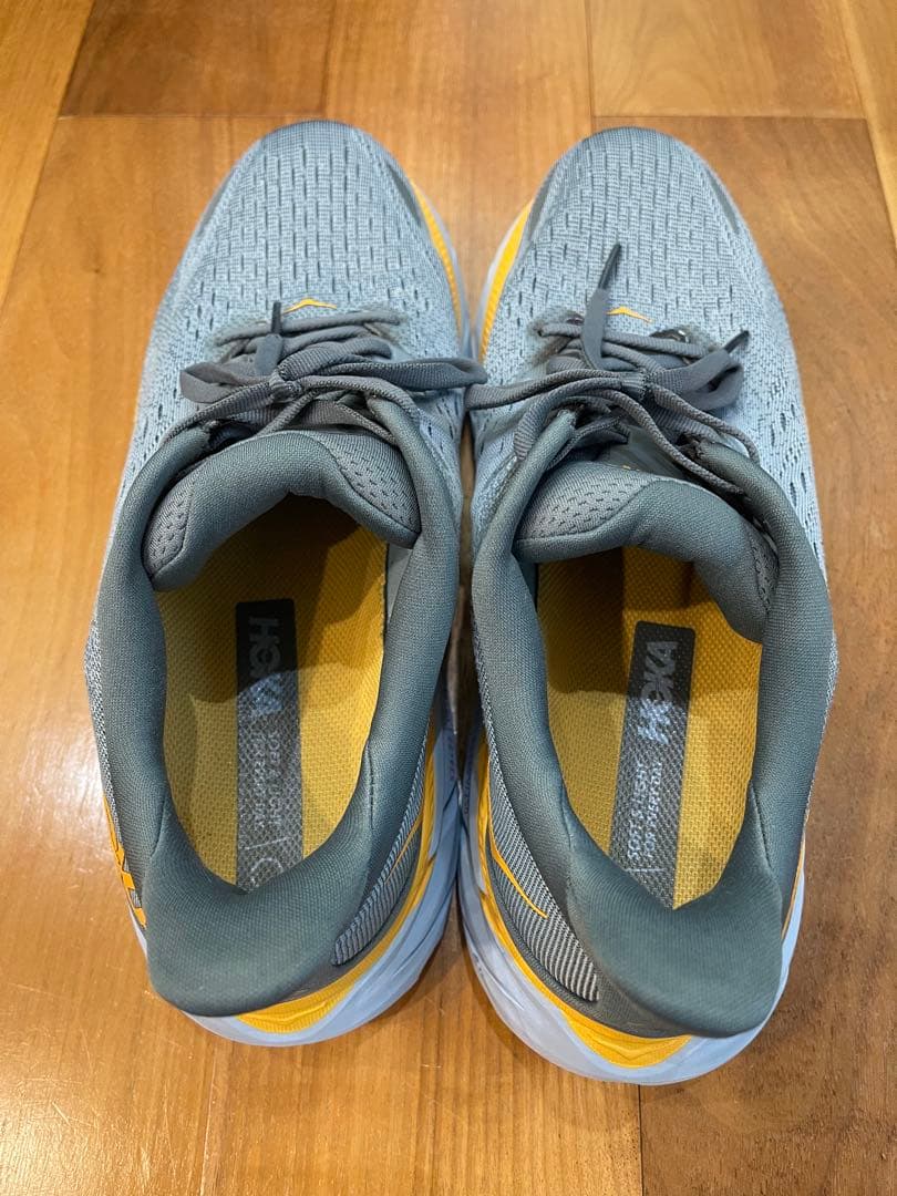 HOKA ランニングシューズ / CLIFTON 8 / 27.0cm