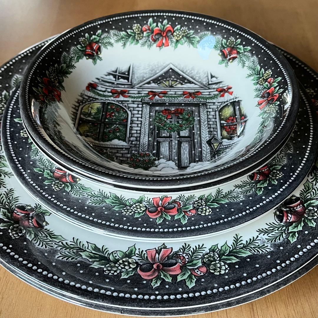 【美品】英国製　ロイヤルスタッフォード★Holly Night★ペアセット