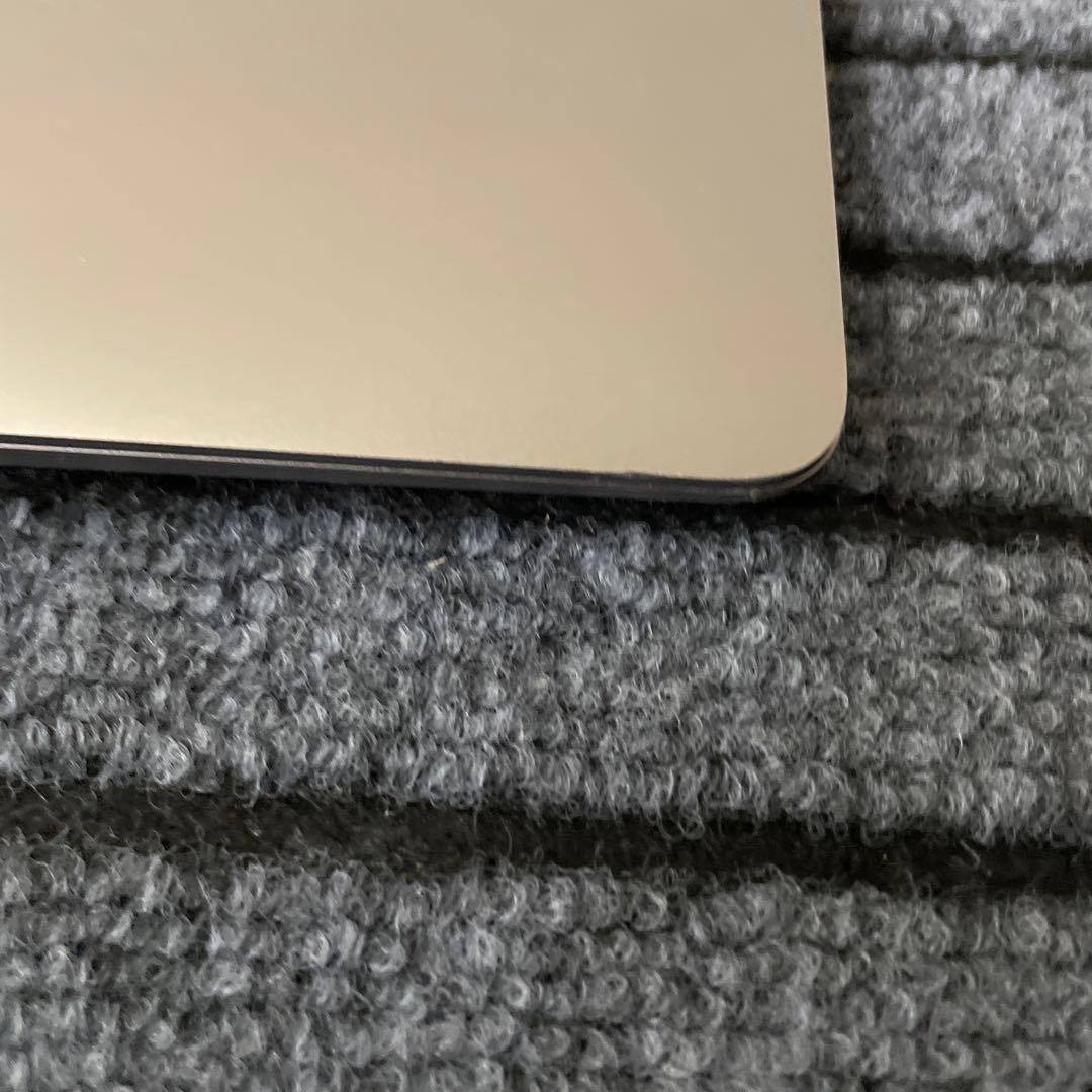 MacBook本体 143 MacBook Air 13.3 2020 M1 8GB 256GB